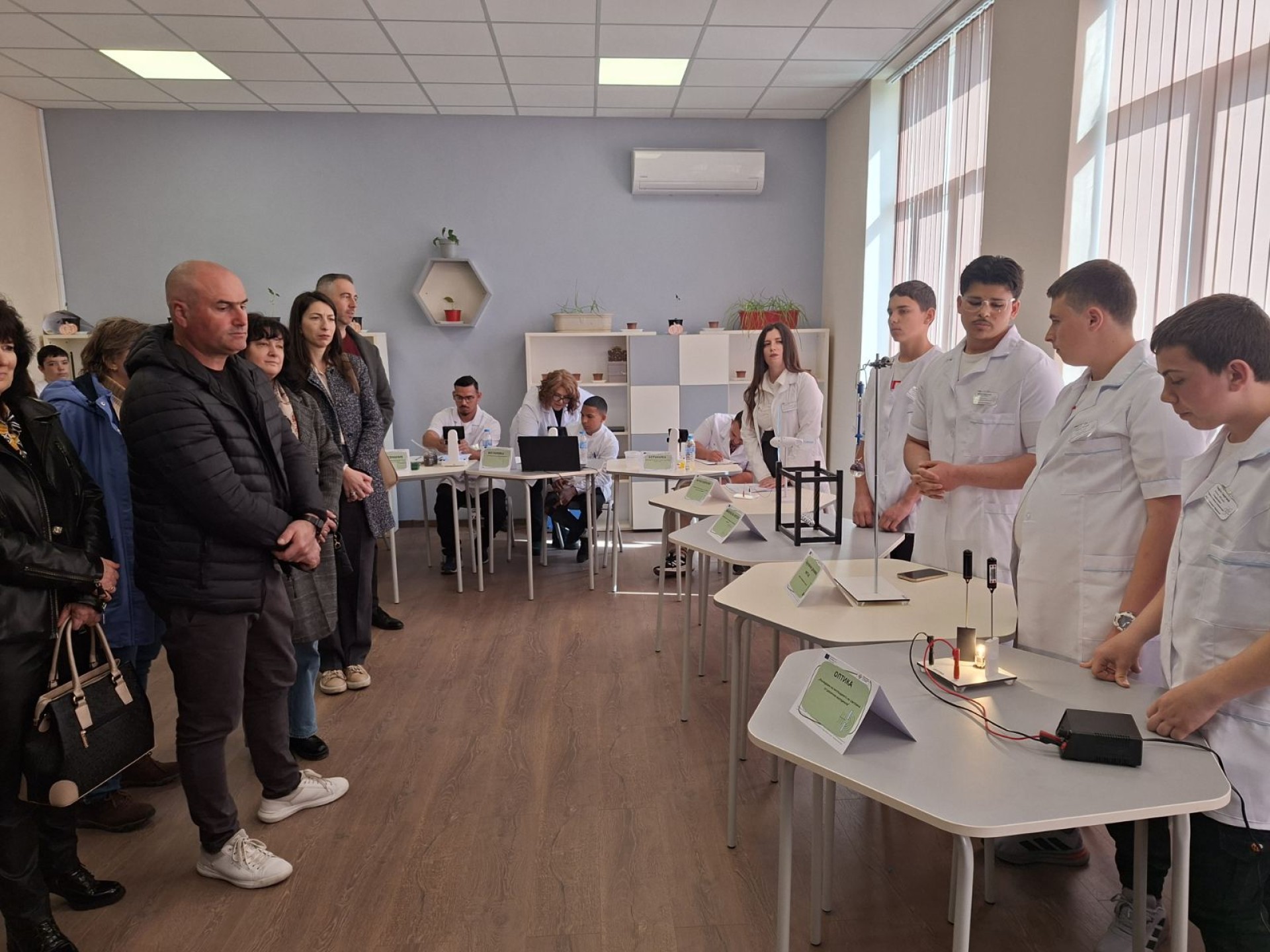 Официално откриване на училищна STEM среда в ПГСС „Св. Климент Охридски“ – гр. Кюстендил